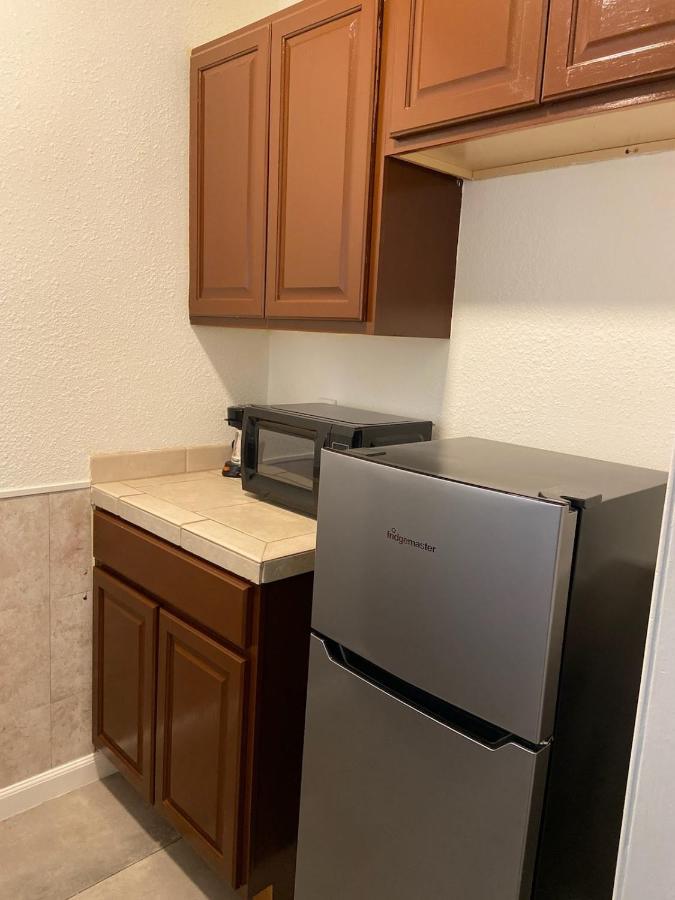 Europa Inn & Suites Desert Hot Springs Luaran gambar